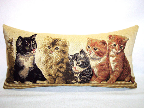 CAT PILLOW TAPESTRY