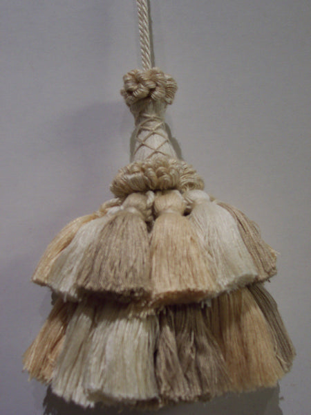 TASSEL RIVIERA GIANT