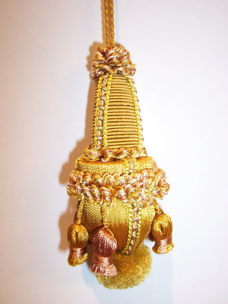 TASSEL ACORN