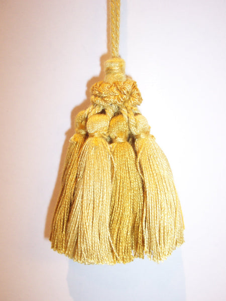 Tassel Riviera Mignon