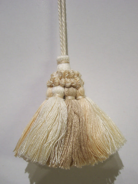 Tassel Riviera Mignon