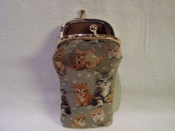 GLASSES CASE  KITTENS