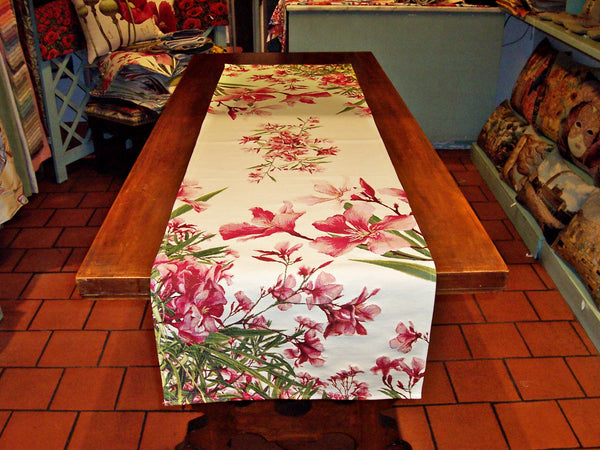 OLEANDER  WHITE BACKGROUND RUNNER